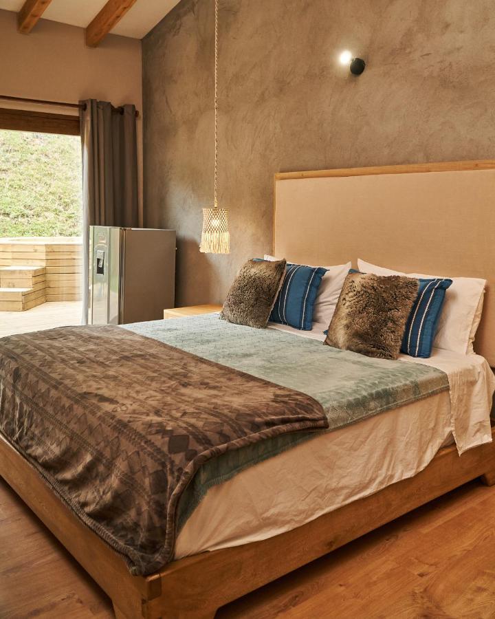 Hotel Bleu Hills Glamping Llanogrande à Rionegro Extérieur photo