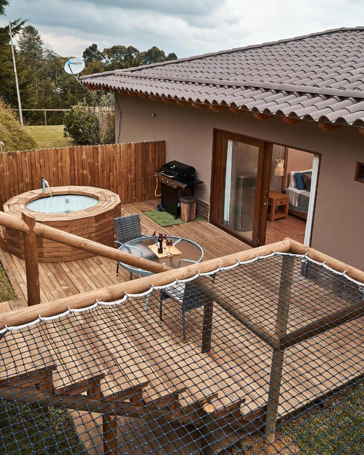 Hotel Bleu Hills Glamping Llanogrande à Rionegro Extérieur photo