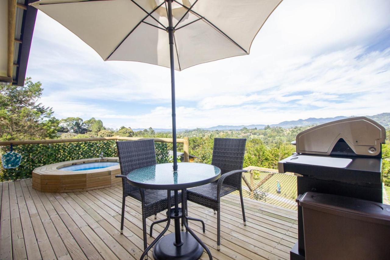 Hotel Bleu Hills Glamping Llanogrande à Rionegro Extérieur photo